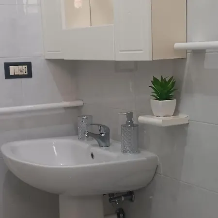 Sweet Apartment *